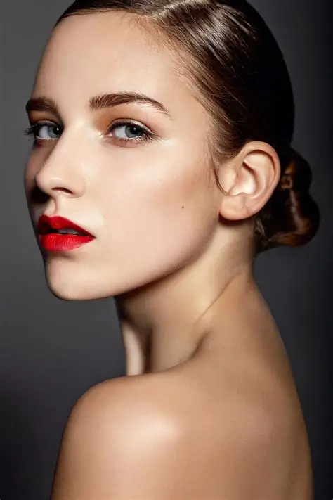 Close-up cinematic portrait of a woman turning her head in slow motion, AI-generated video frame with natural lighting